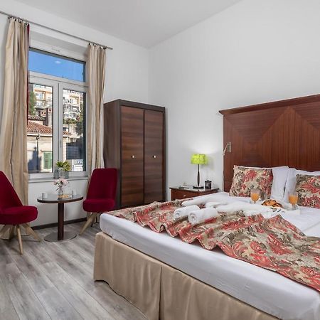 Continentale Appartement Rijeka Buitenkant foto