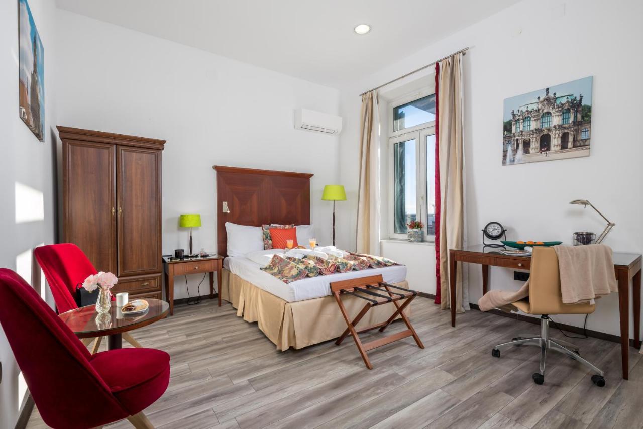 Continentale Appartement Rijeka Buitenkant foto