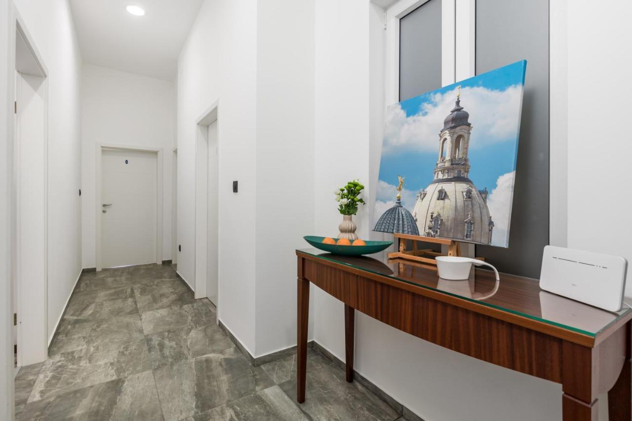 Continentale Appartement Rijeka Buitenkant foto